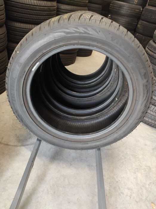 225/50/17 Firestone