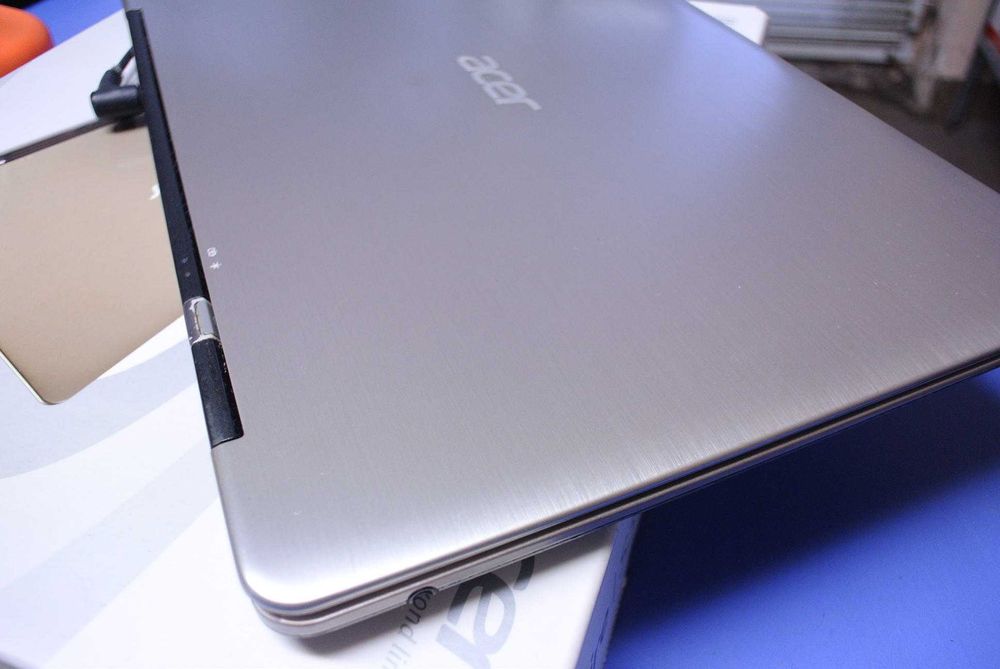 Лаптоп Acer Aspire S3 i3 4GB