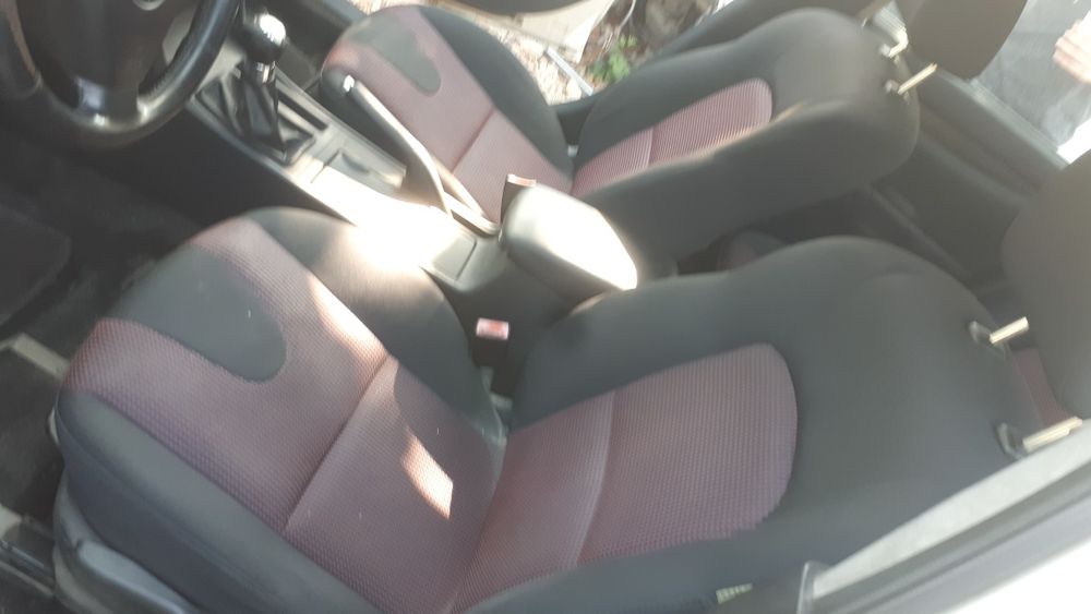 mazda 3 1.6D на части