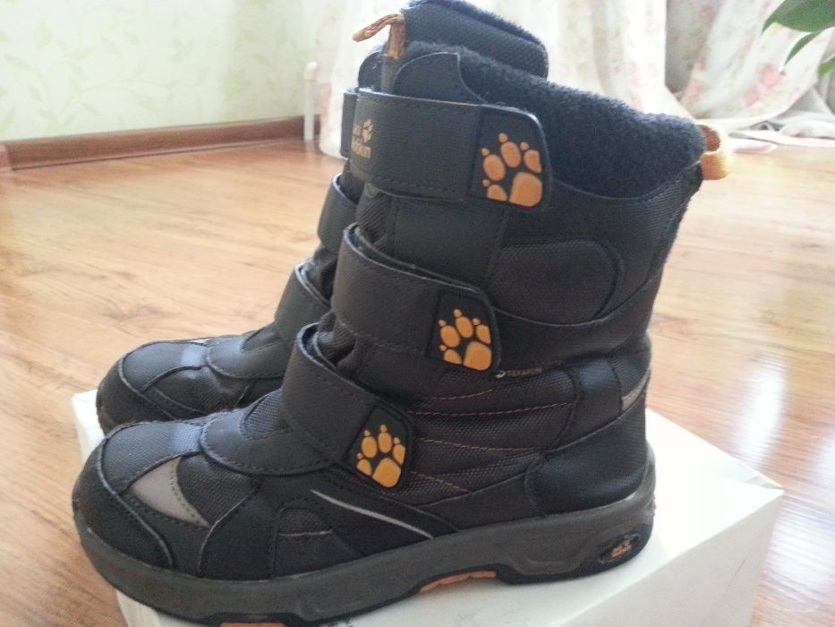 Зимние ботинки от Jack Wolfskin(39 размер)