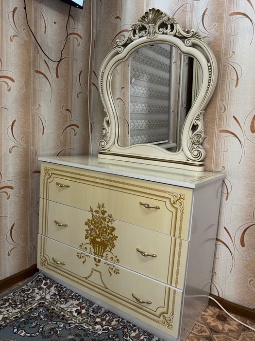 Бу спальный гарнитур