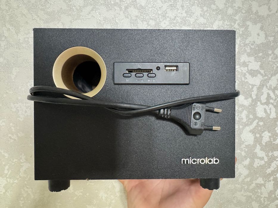 Сабвуфер Microlab M-105R