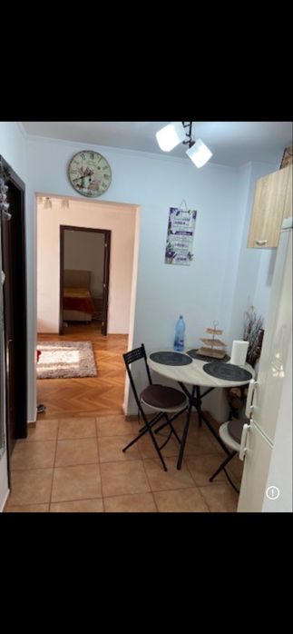 Apartament 2 camere semidecomandat