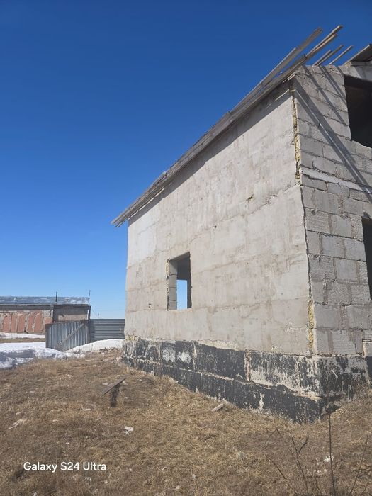 Продам недостроенный дом