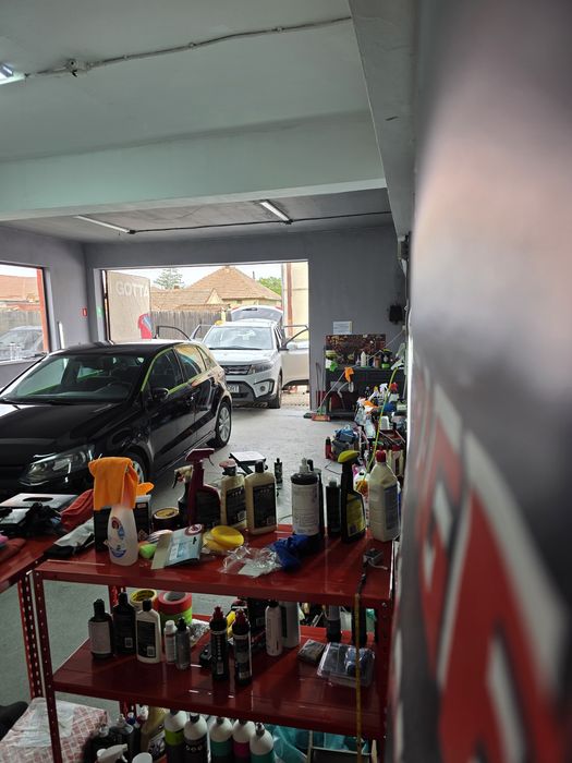 COSMETICĂ AUTO/Polish Faruri /eliminare zgârieturi/ caroserie/decolant