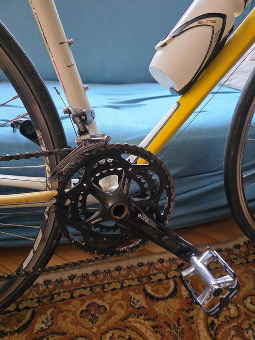 Vând  bicicletă Cursieră Decatlon