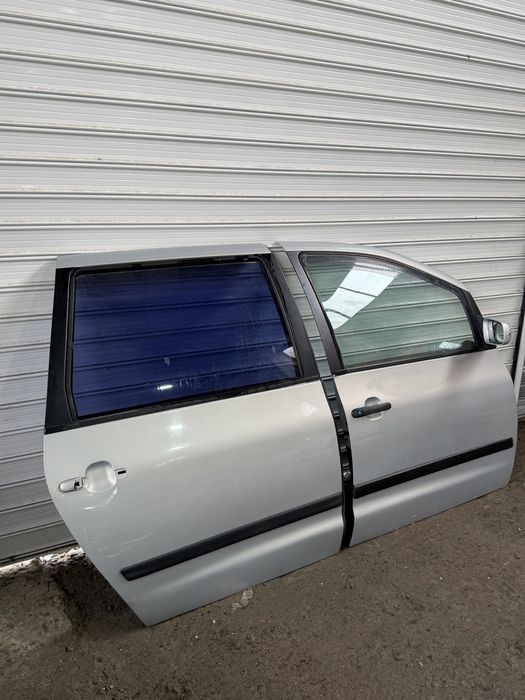 Vw Sharan Ford Galaxy Seat Alhambra врати капаци калници