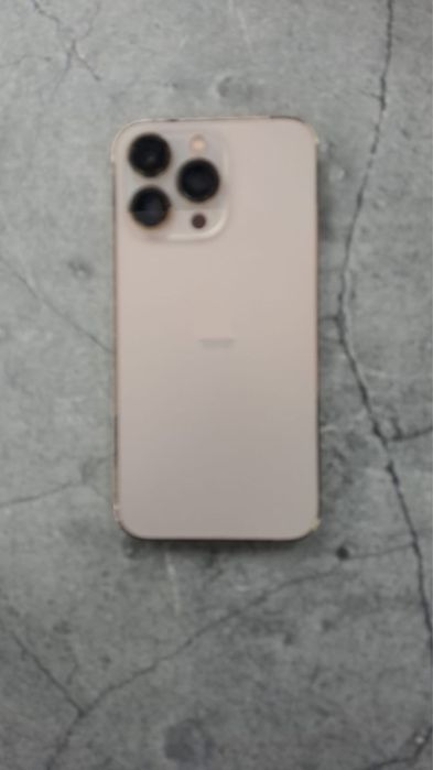 Айфон 13 про продам в отличном состочний