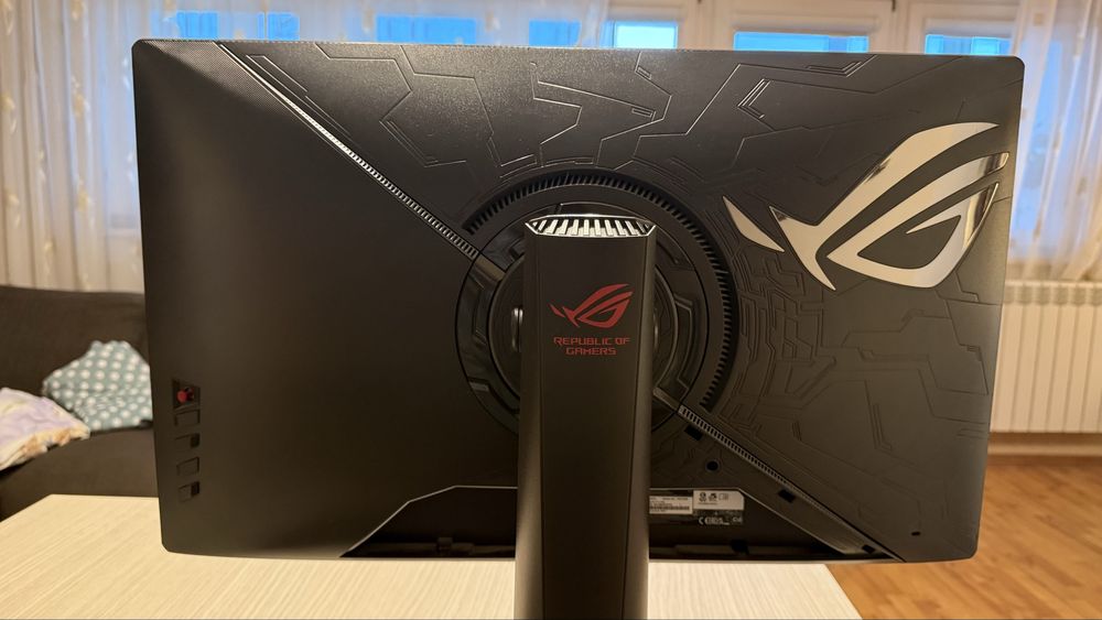Monitor Asus ROG XG27UQR