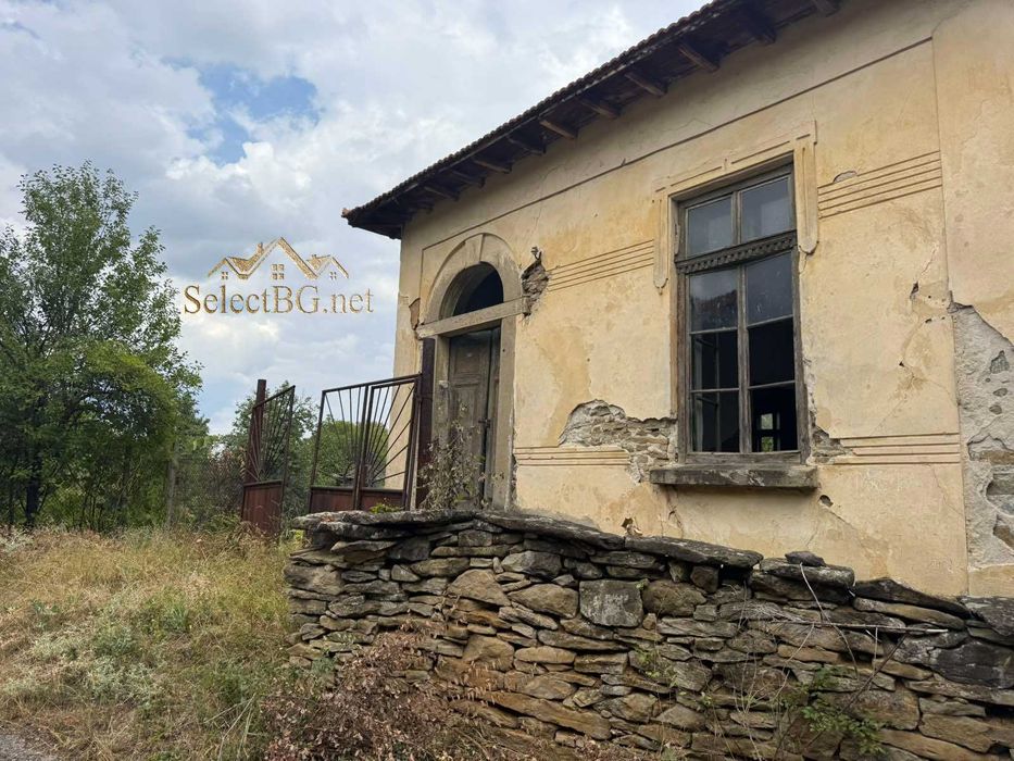 Продава се Къща в с. Руня, Област Габрово - 175 кв.м за 268 €/кв.м - Снимка #2