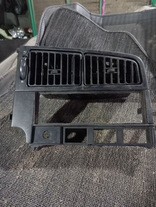 Консоль под магнитолу пасат б3