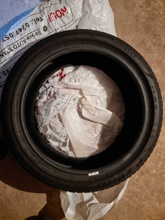 Anvelopă Vară Premium Pirelli PZero 245/40 R19 98Y - Stare Excelentă!