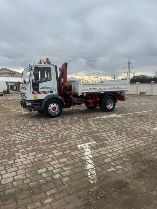 Basculanta Iveco 13T cu macara