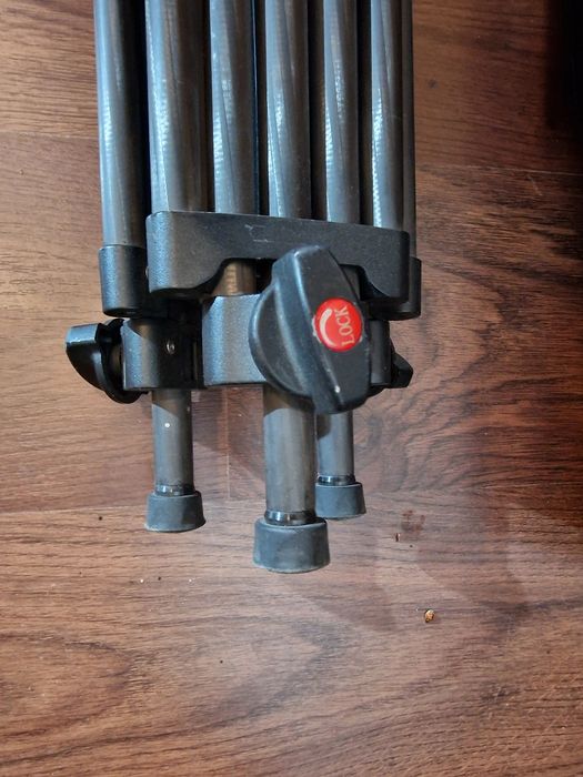 Trepied video profesional