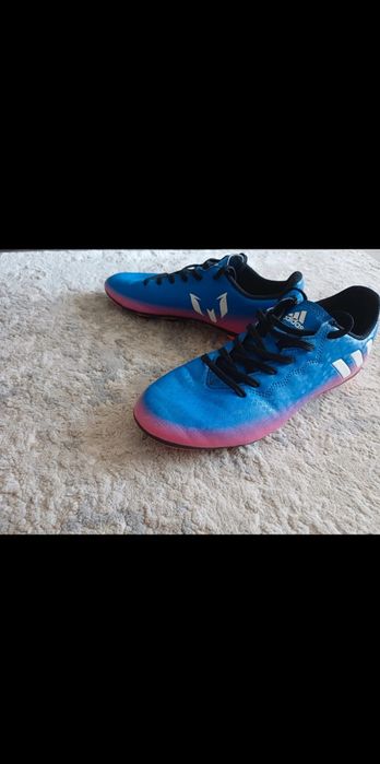 Adidas Messi 38 fotbal