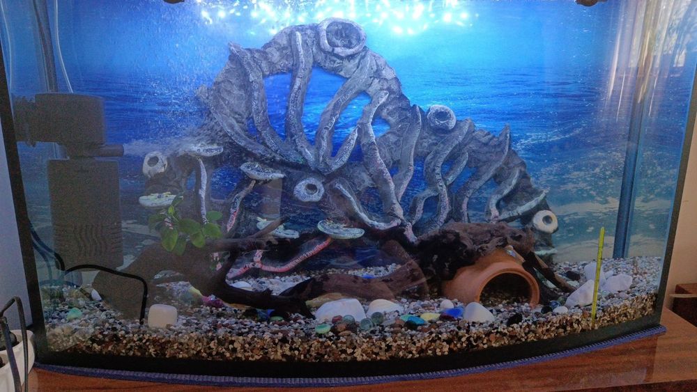 Продается аквариум 150 литров