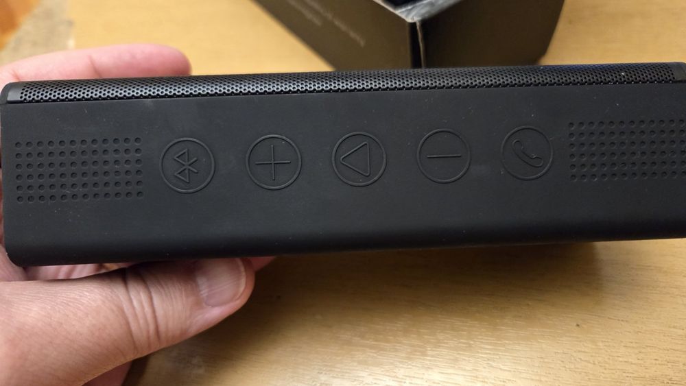 Блуутут стерео колонка