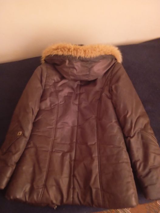 Продаю жен.куртку.размер -44-46.цена  65 т.