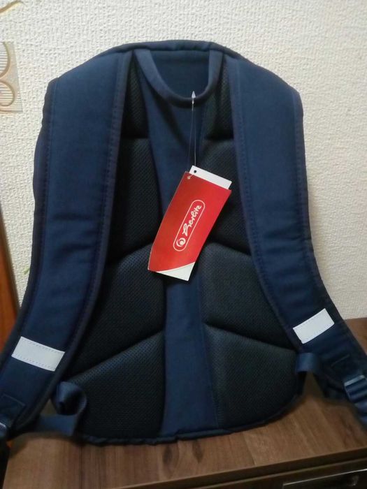 Нова раница с отделение за лаптоп и нови кодови катинарчета за куфари.