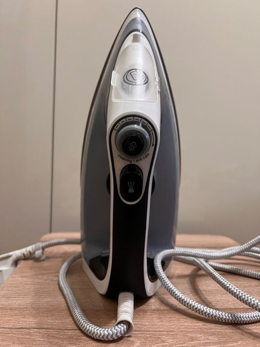 Продам Утюг Braun