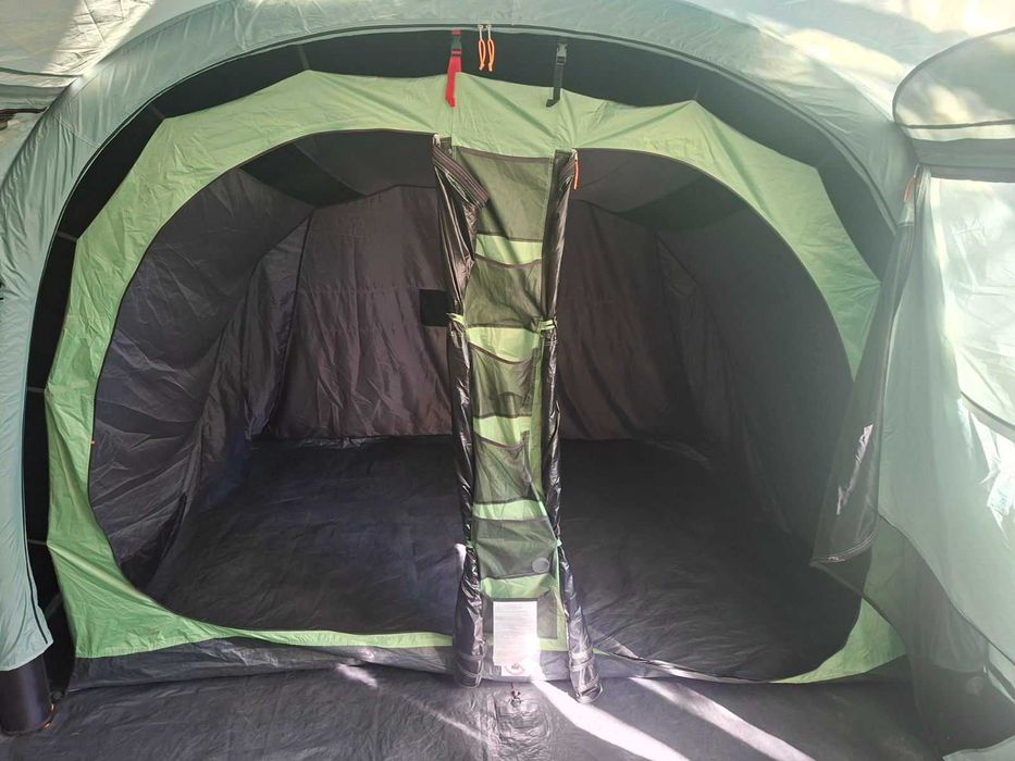 Палатка Coleman FastPitch Air Valdes 6 с надуваеми рейки