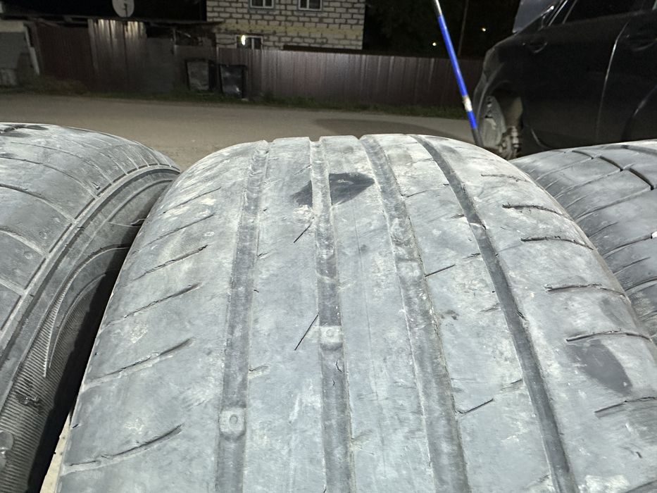 Резина 215/55/17 летняя