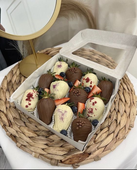 Клубника в шоколаде Астана подарки