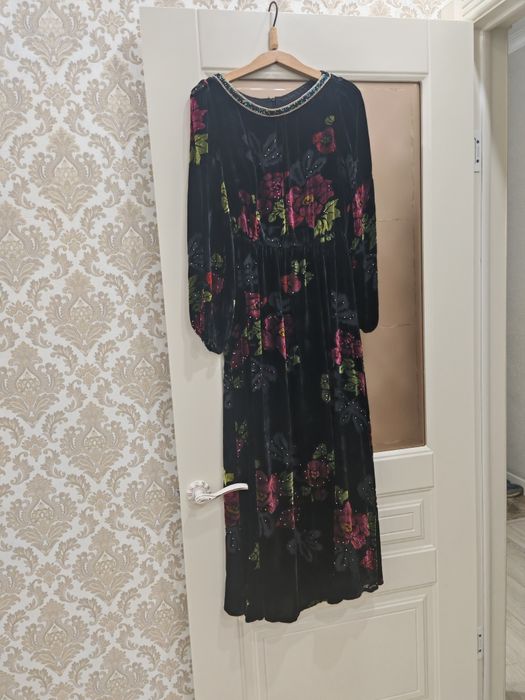 Продам очень красивое платье