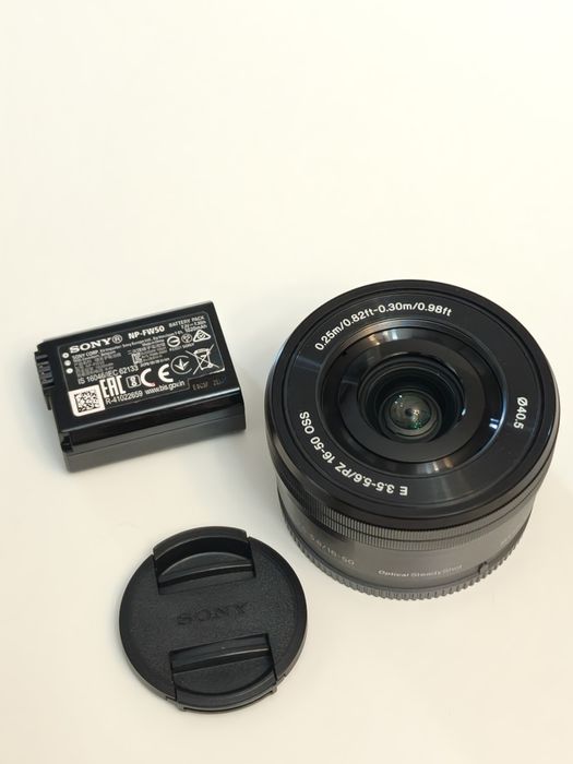 Camera Sony a6400 + obiectiv Sony 16-50 OSS + cage