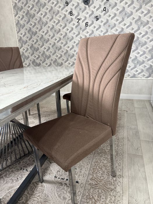 Продам стол со стульями