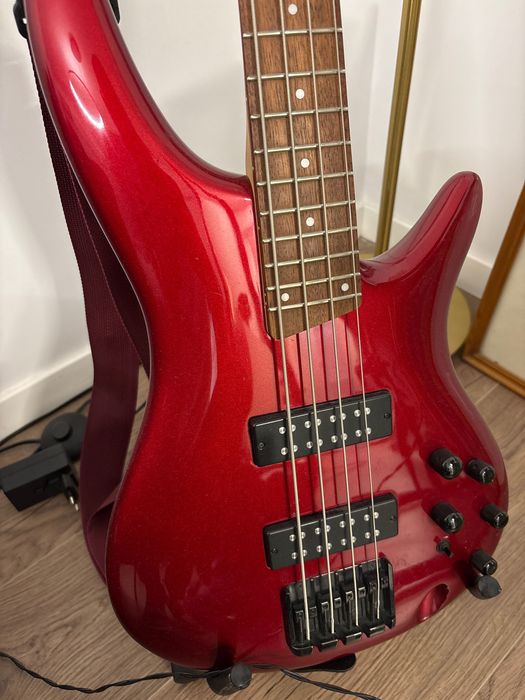Bass Ibanez SR300EB