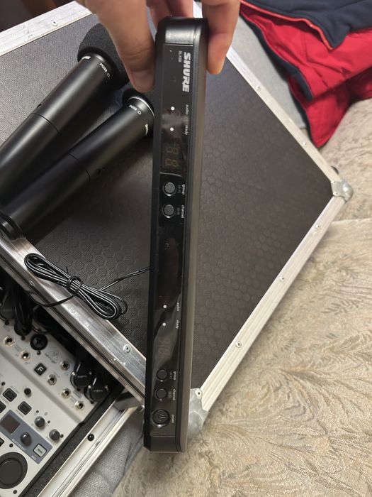 Двоен микрофон SHURE BLX88