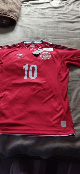 Emporio Armani,Hummel лиценз Дания