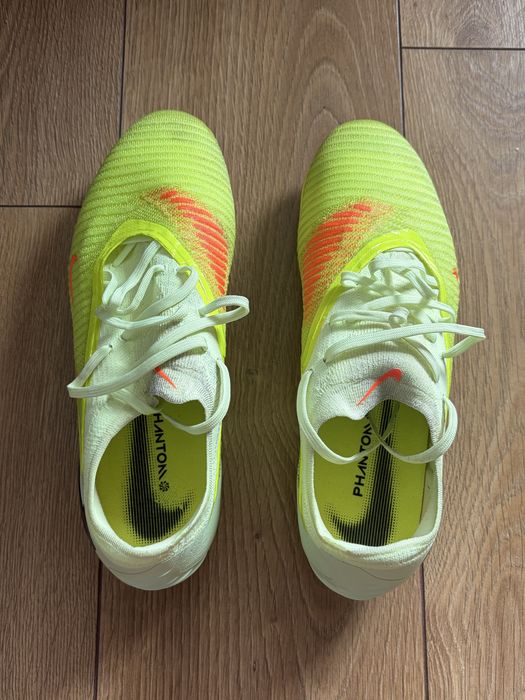 Професионални бутонки Nike Phantom Elite