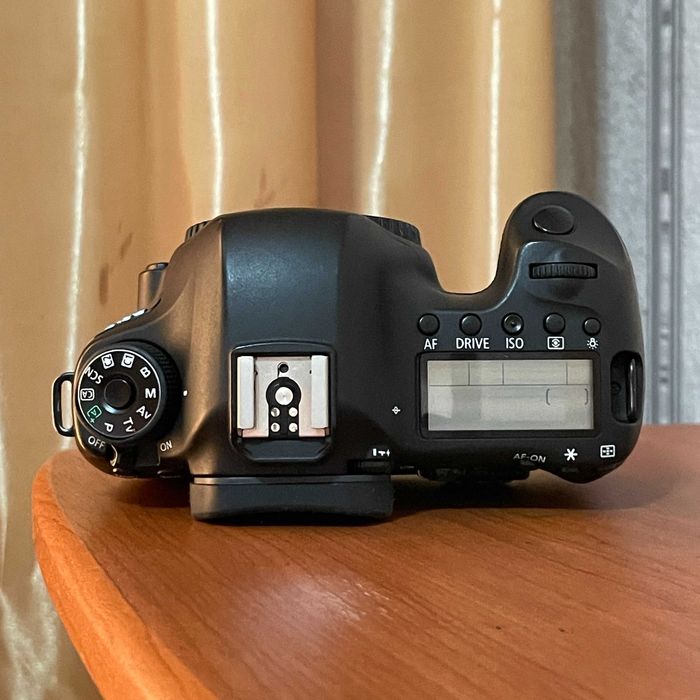 Фотоаппарат Canon EOS 6D (WG) Body