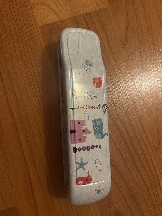 Penar metalic / platou sticla /