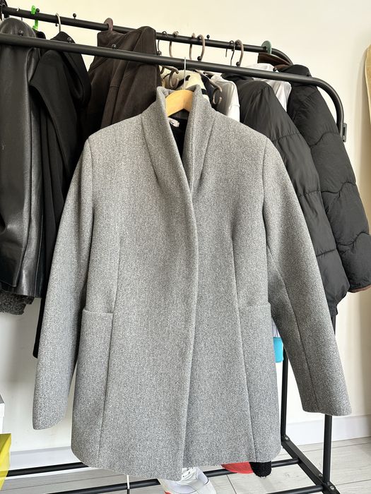 Продам пальто на весну