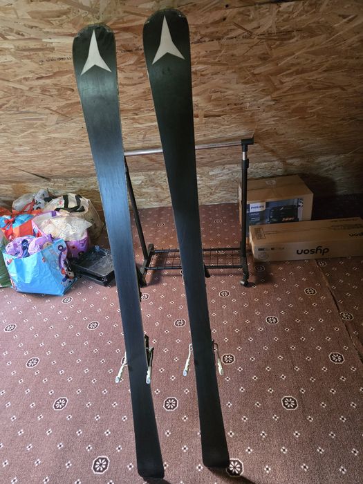 Schiuri atomic clapari si bete