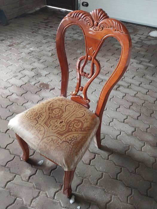 Продам стулья в хорошем состоянии