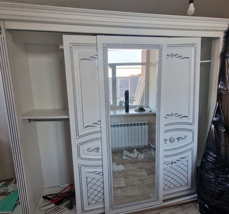 Продам шкаф купе