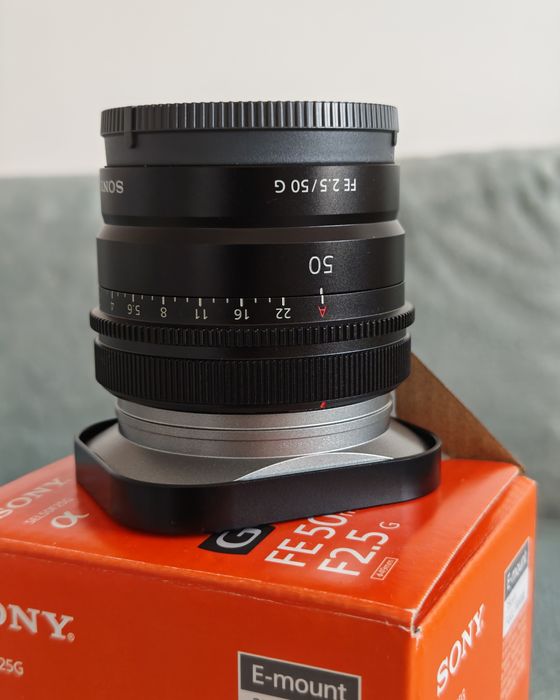 обектив Sony FE 50mm f/2.5 G