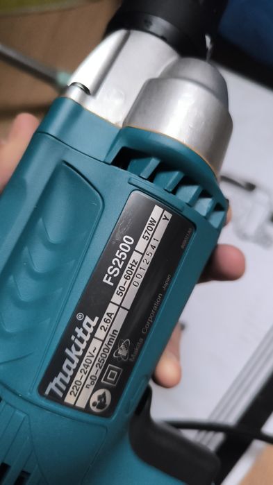 Продам макито оригинал FS2500,!