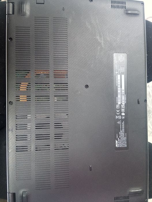 Продам ноутбук 100ка