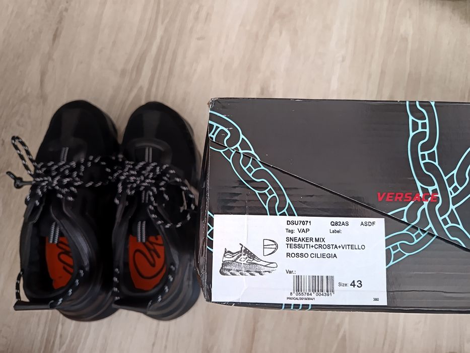 Vând Adidas Versace Chain Reaction