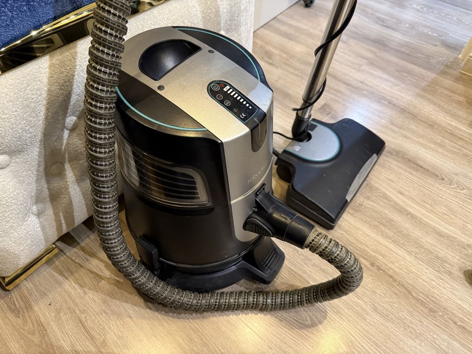 * RoboClean Aura SPLUS в хорошем рабочем состоянии