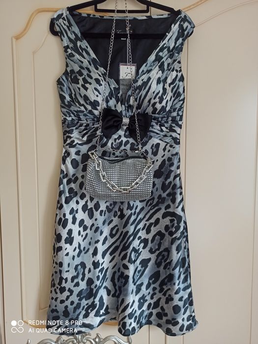 Платья шикарные 40-44р