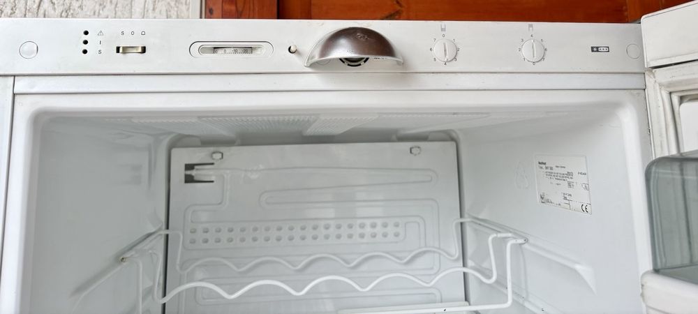 Продавам германски хлодилник Vestfrost.