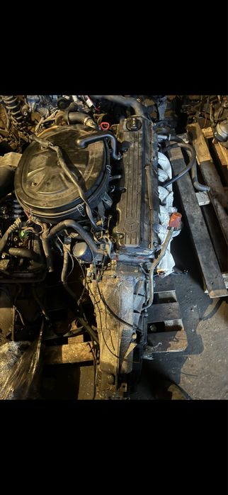 W124 мерседес бенз 2.6 матор