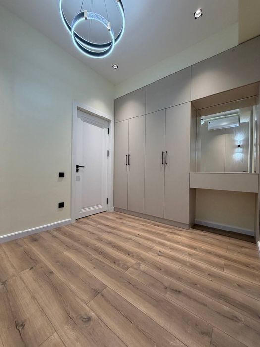 Юнусабад 11 , 3/3/10 новый евро ремонт, ориентир мегапланет