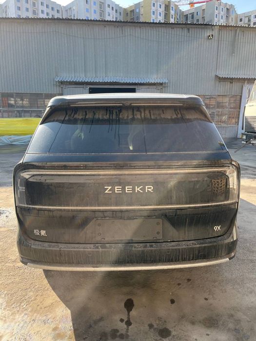 Zeekr 9x ultra 70 kw тайер